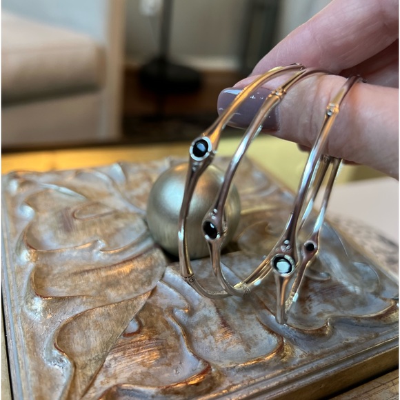 JOHN HARDY Sterling Silver Black Chalcedony Bamboo-Textured Bangle Bracelets - Picture 2 of 9